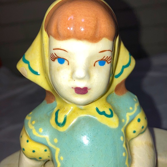 vintage 1930s Little girl in blue dress figurine vase Weil Ware CA Pottery 10" - Picture 2 of 8